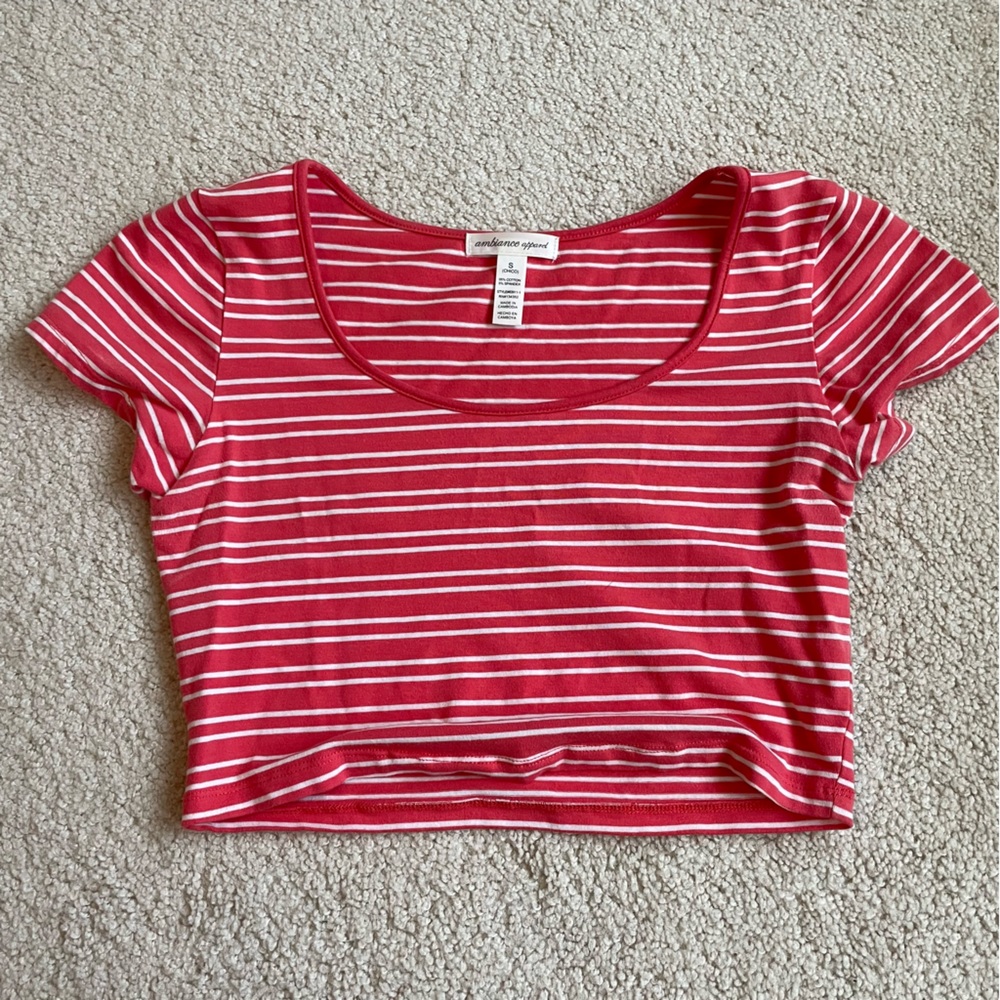 Cropped short sleeve shirt